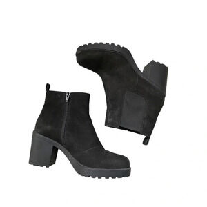 Vagabond black chunky heel boot size 39